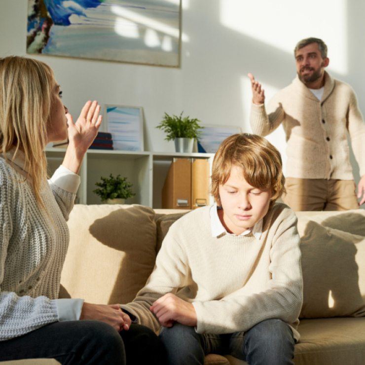 relaciones familiares conflictivas